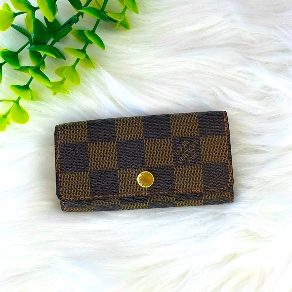 Louis Vuitton Damier Ebene Key‎ Holder